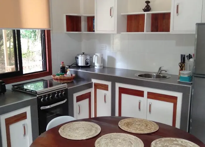 Banamboo Hostel