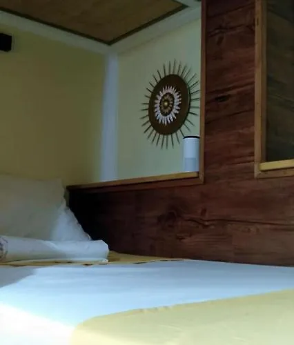 Hostel Banamboo