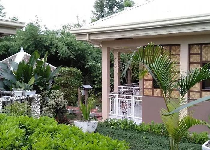 Banamboo Hostel